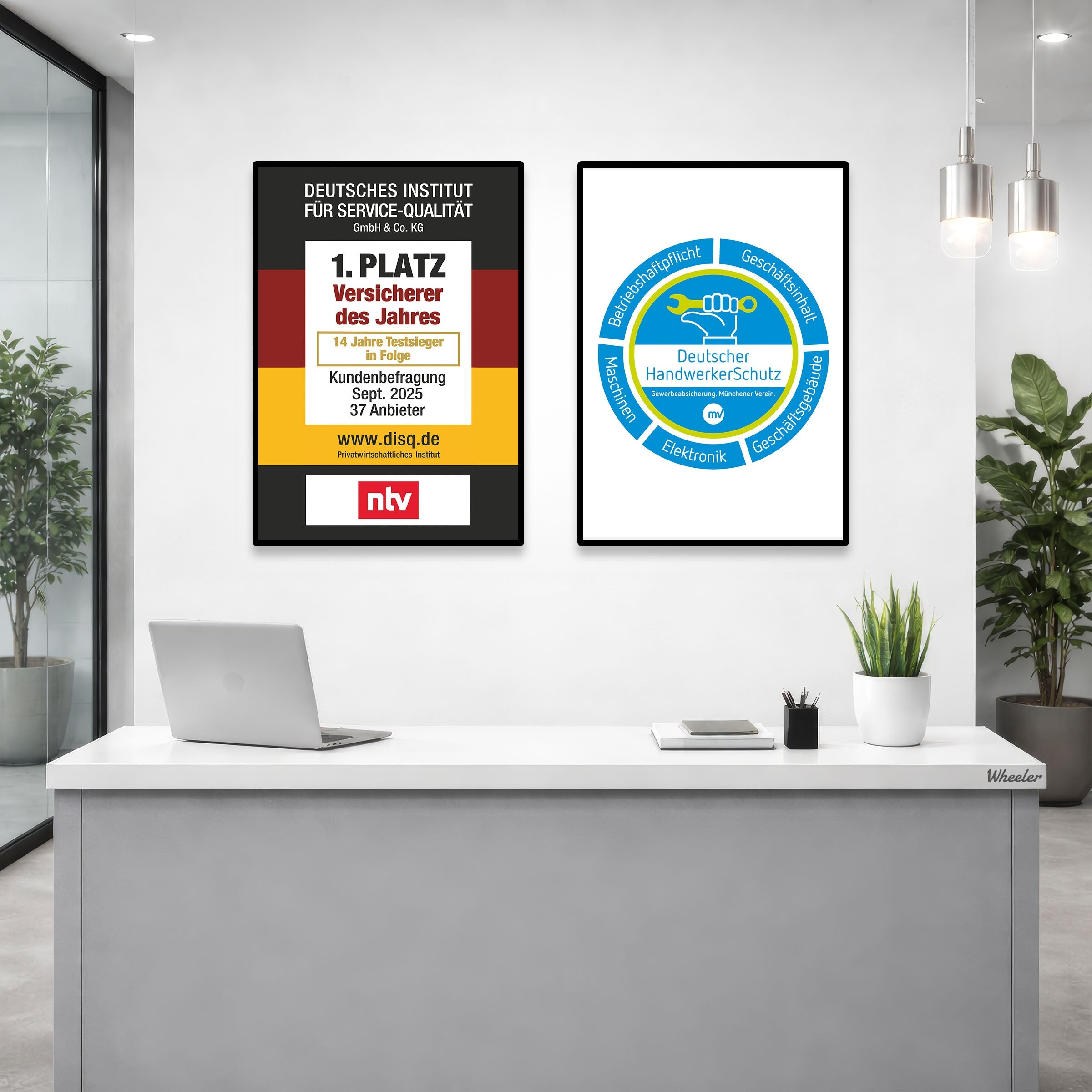 Münchener Verein Office Display – 2 × A1 XL LED Lightboxes | Günzburg, Germany